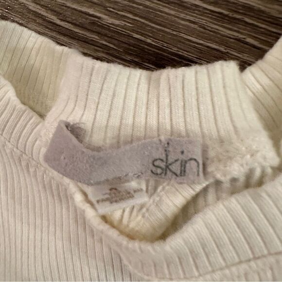 Skin Tee  - Picture 2 of 5